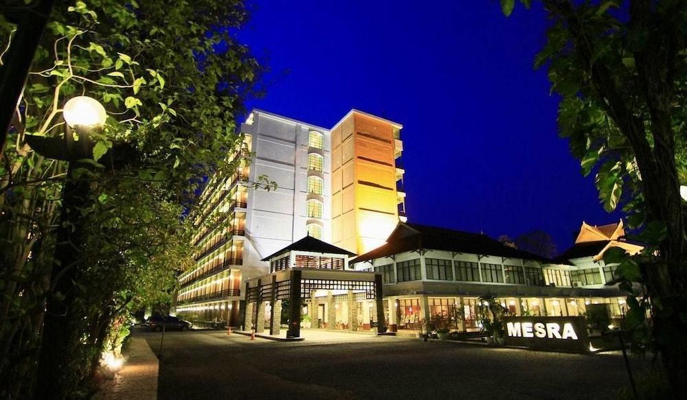 Mesra Business & Resort Hotel Samarinda Exterior foto